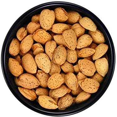 SLEEK & SASSY Whole Almonds Parrot Treat (10 oz.)